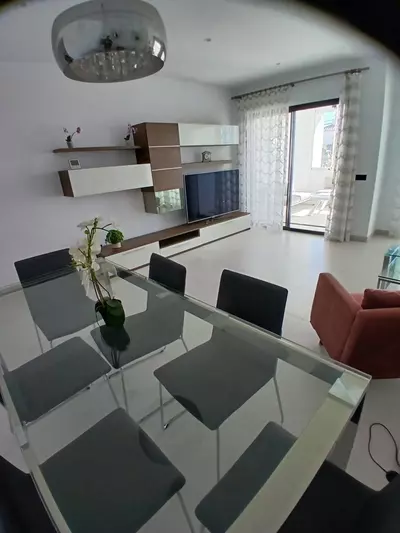 Middle Floor Apartment in Estepona