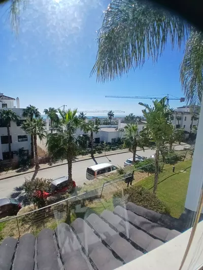 Middle Floor Apartment in Estepona