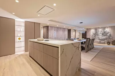 Top Floor Apartment in Puerto Banús