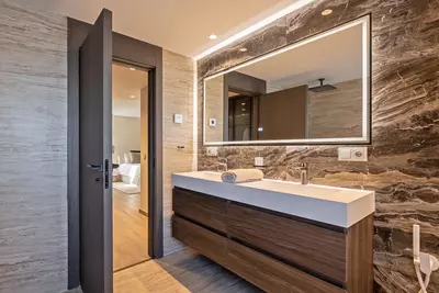 Top Floor Apartment in Puerto Banús
