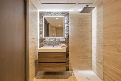 Top Floor Apartment in Puerto Banús