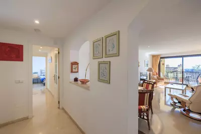 Ground Floor Apartment in Benahavís