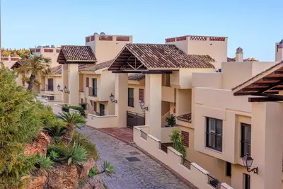 Ground Floor Apartment in Benahavís