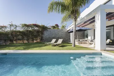 Semi-Detached House in Cabopino