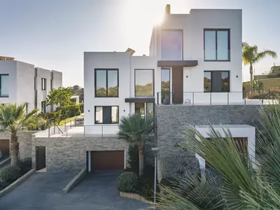 Semi-Detached House in Cabopino