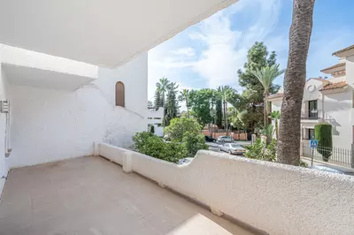 Townhouse in Nueva Andalucía
