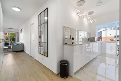 Middle Floor Apartment in Estepona
