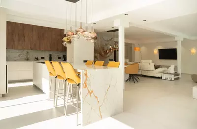Detached Villa in El Paraiso