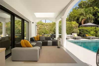 Detached Villa in El Paraiso