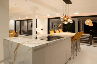 Detached Villa in El Paraiso