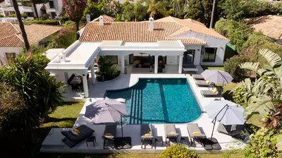 Detached Villa in El Paraiso