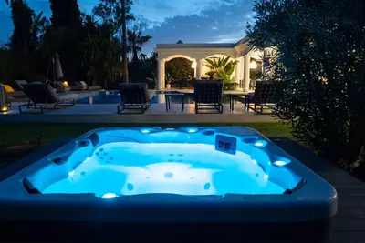 Detached Villa in El Paraiso