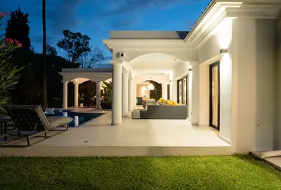Detached Villa in El Paraiso