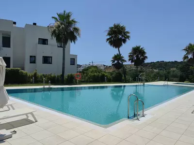 Middle Floor Apartment in Estepona