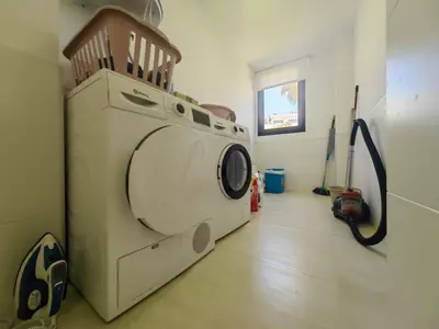 Middle Floor Apartment in Estepona