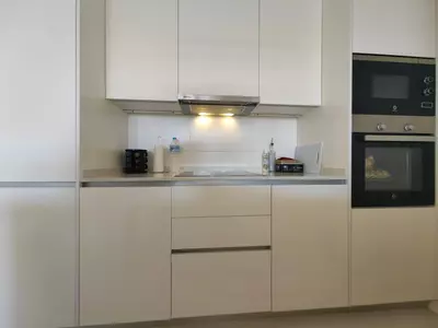 Middle Floor Apartment in Estepona