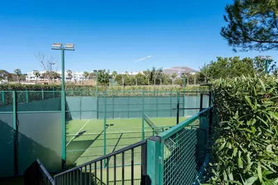 Middle Floor Apartment in Estepona