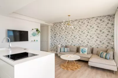 Middle Floor Apartment in Estepona