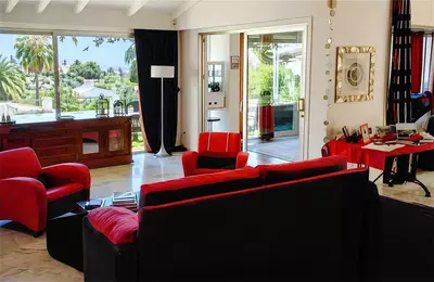 Detached Villa in Nueva Andalucía
