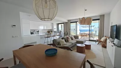 Middle Floor Apartment in Estepona