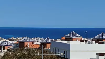 Middle Floor Apartment in Estepona