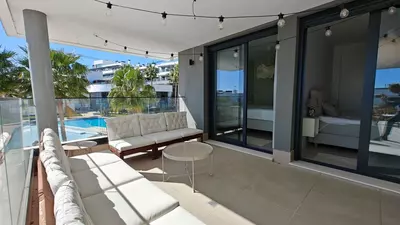 Middle Floor Apartment in Estepona