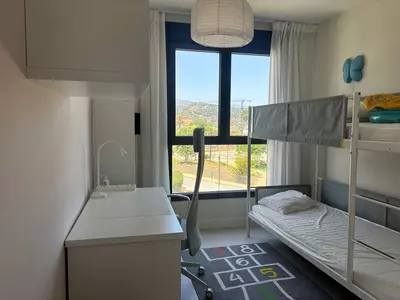 Middle Floor Apartment in Estepona