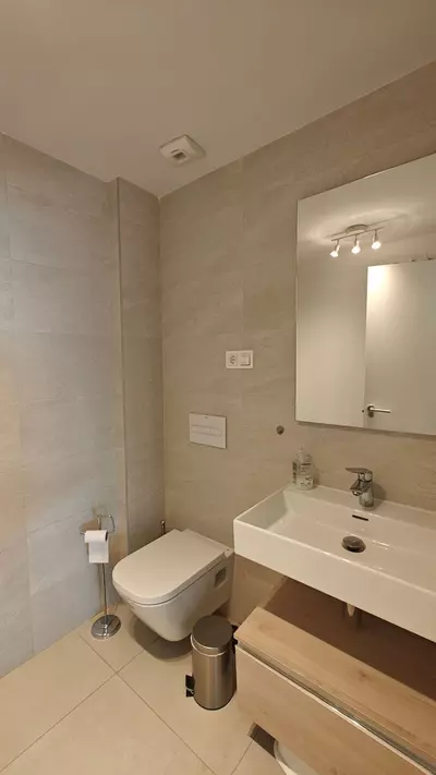 Middle Floor Apartment in Estepona