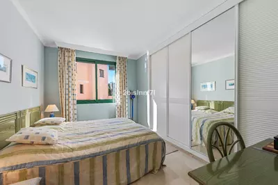 Middle Floor Apartment in Elviria