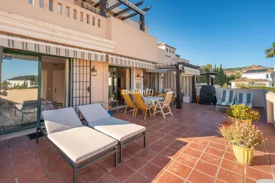 Middle Floor Apartment in Elviria