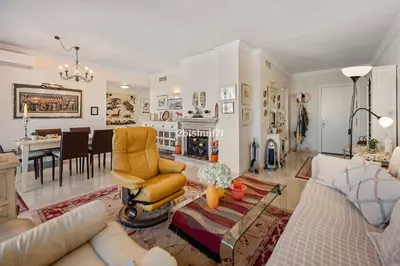 Middle Floor Apartment in Elviria