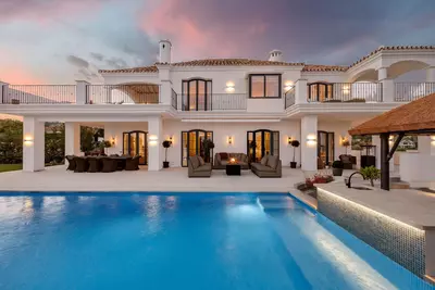 Detached Villa in Nueva Andalucía