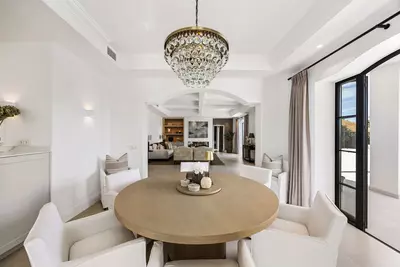 Detached Villa in Nueva Andalucía