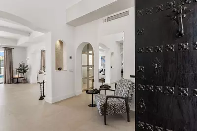 Detached Villa in Nueva Andalucía