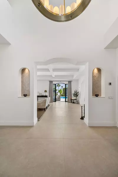 Detached Villa in Nueva Andalucía