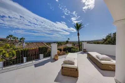 Detached Villa in Nueva Andalucía