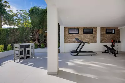 Detached Villa in Nueva Andalucía