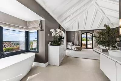 Detached Villa in Nueva Andalucía