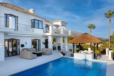 Detached Villa in Nueva Andalucía