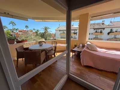 Middle Floor Apartment in Marbella