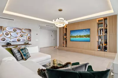 Middle Floor Apartment in Nueva Andalucía