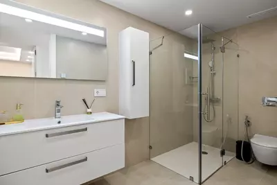 Middle Floor Apartment in Nueva Andalucía