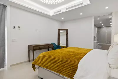 Middle Floor Apartment in Nueva Andalucía