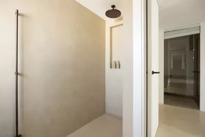 Middle Floor Apartment in Nueva Andalucía