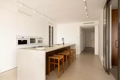 Middle Floor Apartment in Nueva Andalucía