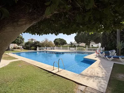 Townhouse in El Paraiso