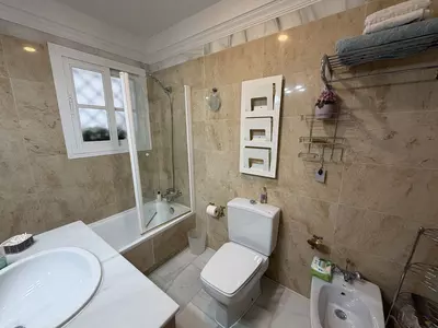 Townhouse in El Paraiso