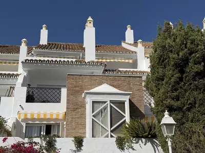 Townhouse in El Paraiso