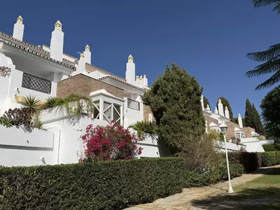 Townhouse in El Paraiso
