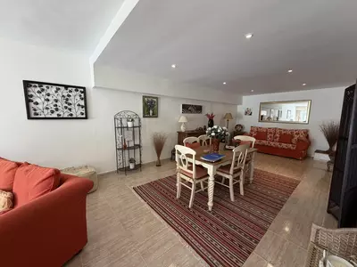 Townhouse in El Paraiso
